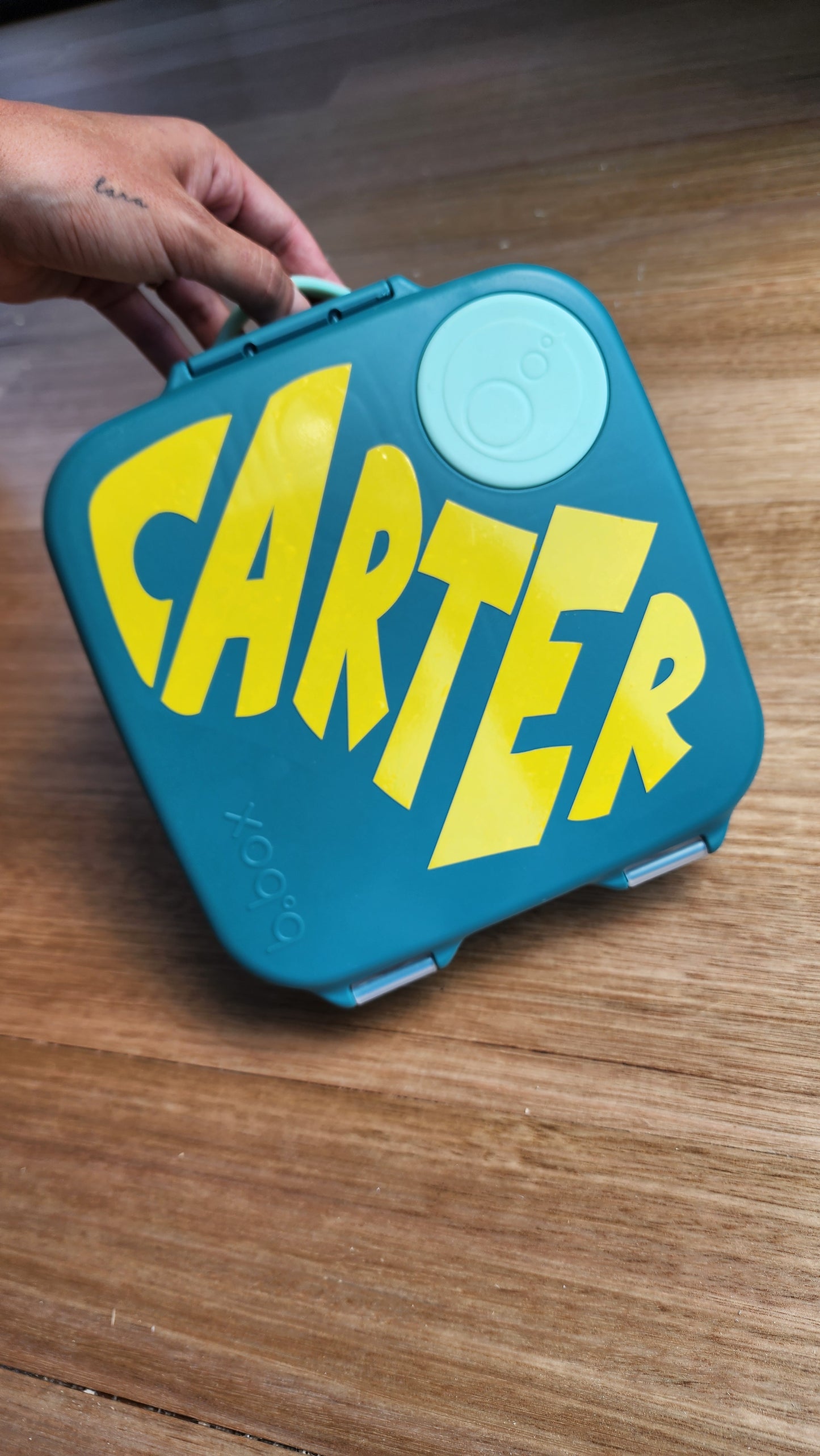 LUNCH BOX NAME & STICKER PACK